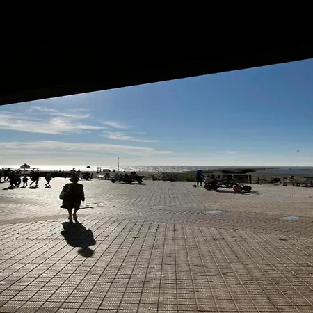 アパート Mariakerke With Stunning Sea Views